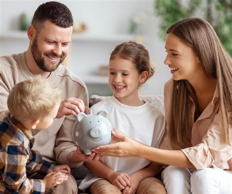 FINLIT.BG - Финансова грамотност с Мира - Курсове и обучения за деца и ...