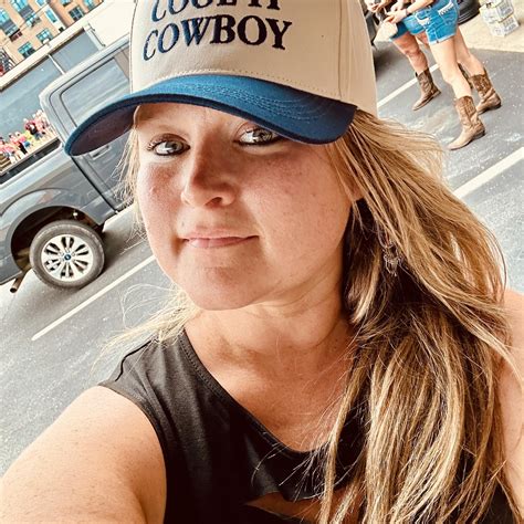 Dreams - 🌊 Endless horizons, soft golden sands, and the soothing sound