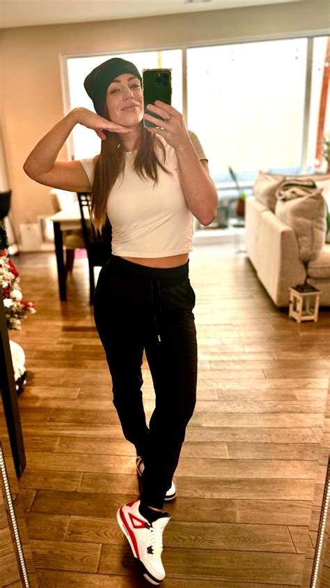 Renee Lynn | We are all just winging it | Instagram