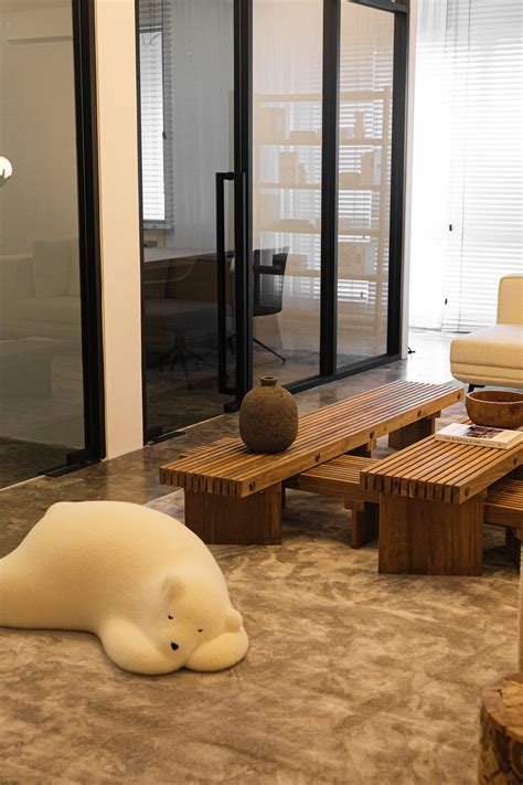 base interior design big brain