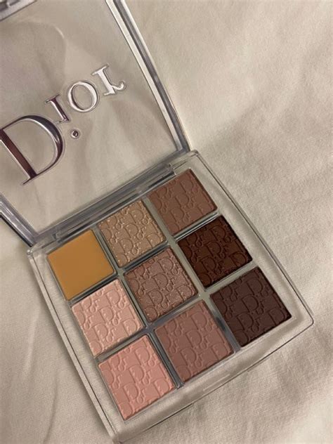 d o n y | Предметы макияжа, Идеи макияжа, Макияж dior