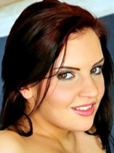 Lana Ivans Photos - Lana Ivans Picture Gallery - FamousFix