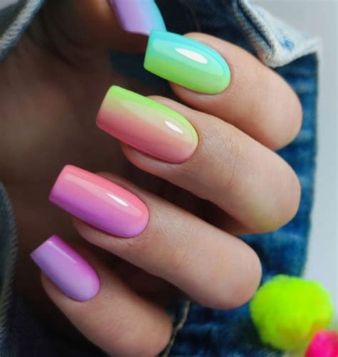 30 Идеи за Красив Летен Маникюр - NailsBG