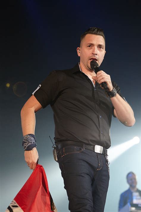 Ákos