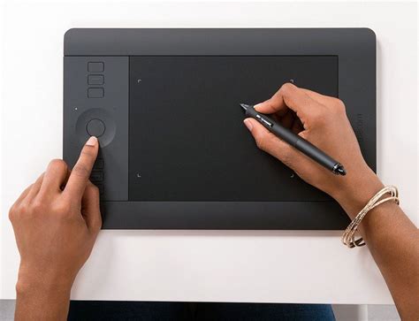 Wacom Intuos Pro Creative Pen Tablet » Gadget Flow