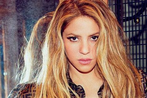 Lejos de Shakira y no más romance: la razón por la que el piloto Lewis