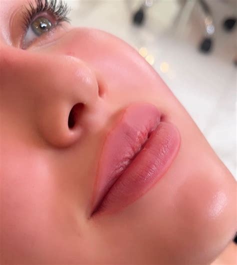 Lily Hart | BORDER MAGIC Its amazing what a defined border can do for