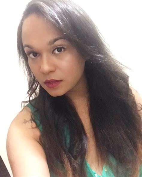 TW Pornstars - 🦋 T-Girl: Khatya Laura. Twitter. Feliz nova década! Que