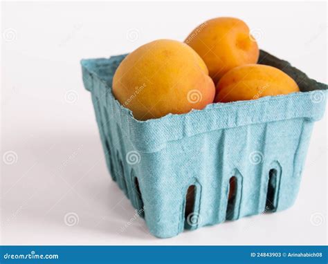 Alperce imagem de stock. Imagem de planta, fresco, doce - 24843903