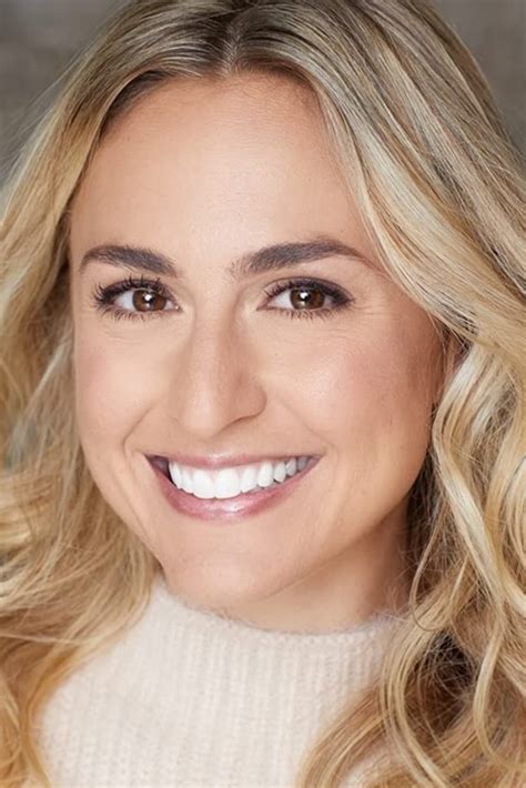 Alexis Johnson - Biografía, mejores películas, series, imágenes y