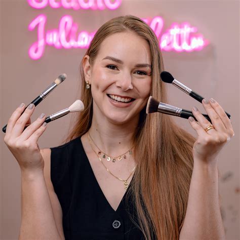 Juliana Foletto Maquiadora - @rafaellasfendrych 🥰💄 . . #nofilter #