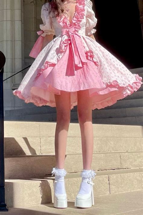 21 Cute Coquette Aesthetic Outfits Ideas We're Loving - PhineyPet