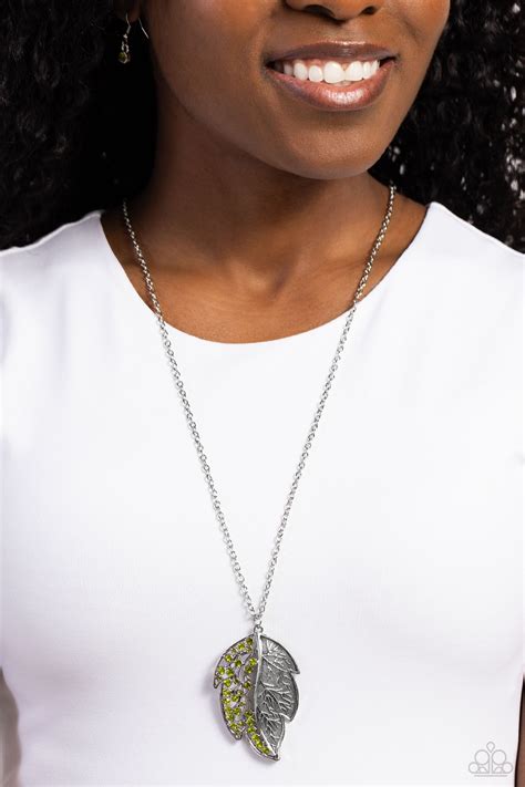 A Mid-AUTUMN Nights Dream - green - Paparazzi necklace – JewelryBlingThing