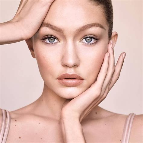Gigi Hadid Glamour Women of the Years Makeup Look | Makeup.com