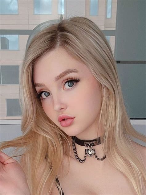 mikomin OnlyFans - Free Trial | Profile, Earnings, Stats, Socials ...
