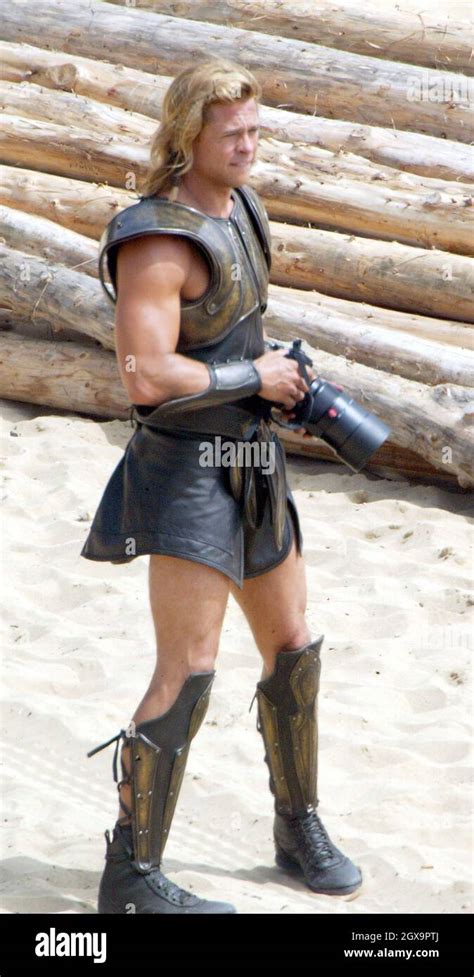 Troy 2004 Brad Pitt As Achilles Hot Wearing Armor Photo CL0795 ...