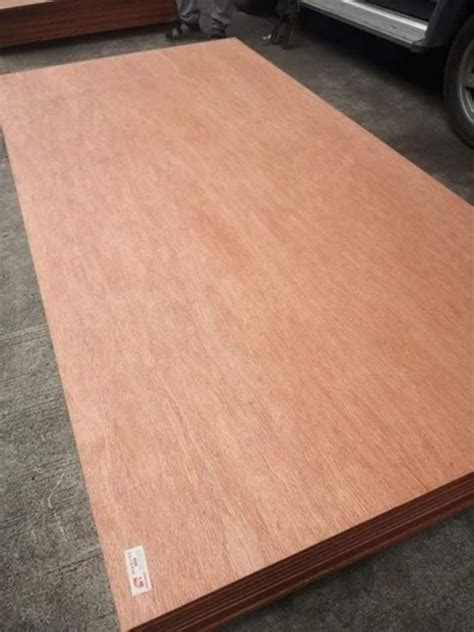 12 mm Hardwood Plywood, For Furniture at Rs 36/sq ft in Kochi | ID ...