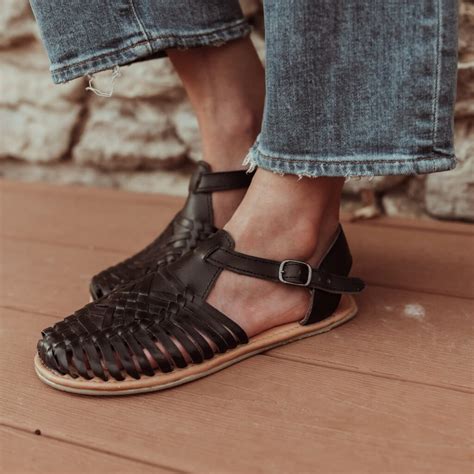 The Most Comfortable Huaraches That Don't Squish Your Toes - Now ...