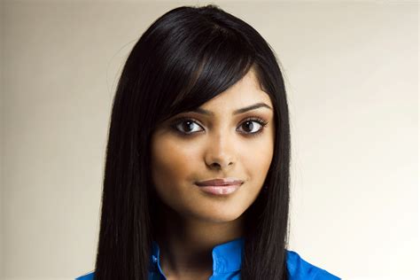 Afshan Azad Pictures