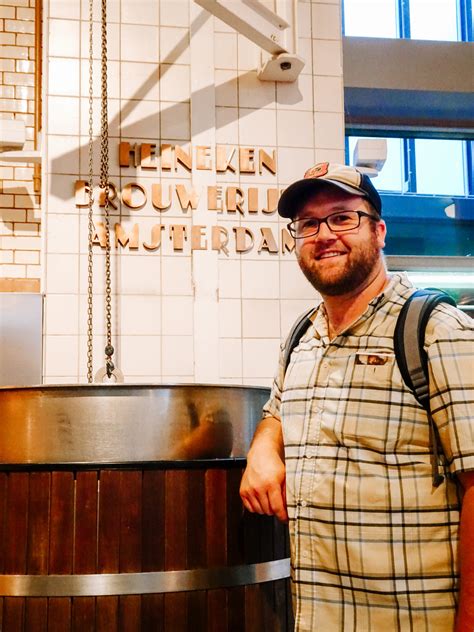 Travel Guide: Amsterdam