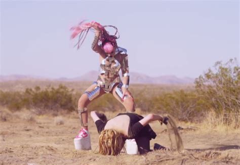 Video: Grimes - "Genesis"
