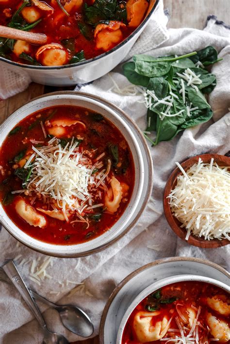 Italian Sausage and Spinach Tortellini Soup - Lolo Home Kitchen