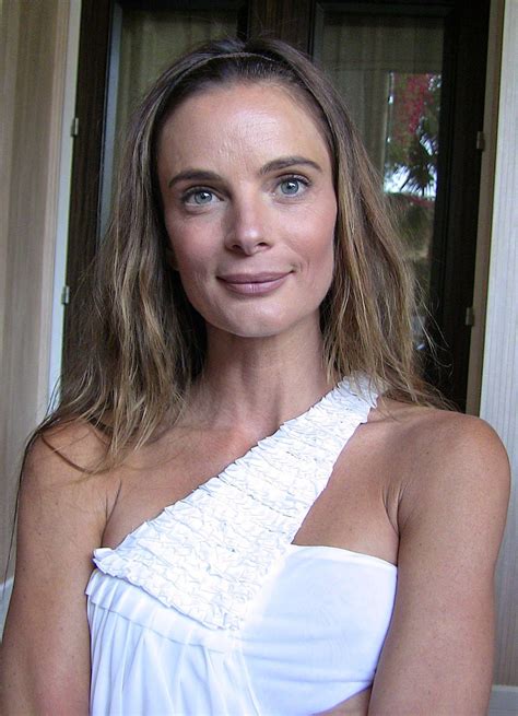 Where is Gabrielle Anwar now? Children, Height, Net Worth, Bio
