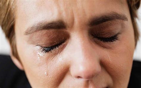 O Que É Sonhar Chorando - Sonhar chorando: É bom ou ruim? Quais os significados?