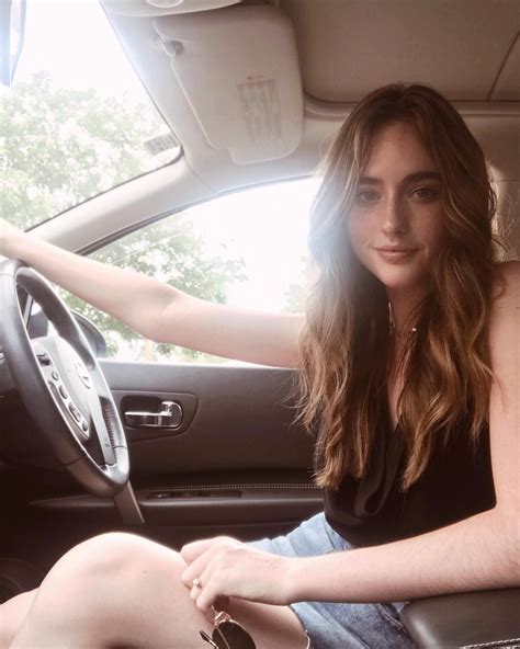 blonde highlights in brown short hair are perfect for summer 30