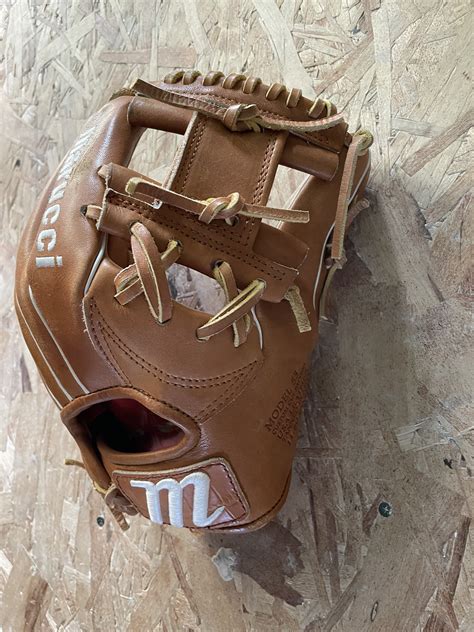 Marucci Capitol Series 11.5” Model 53 Infield Glove | SidelineSwap