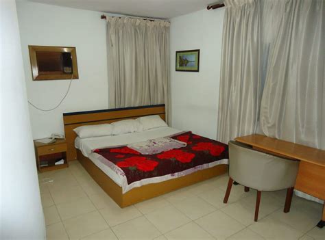 Business Suite Room In Broadwell Hotels In Warri, Delta | Plistbooking