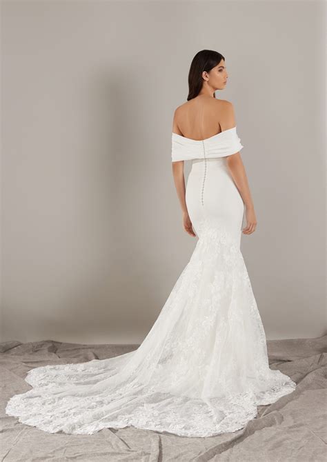 Pronovias | En Blanc LA