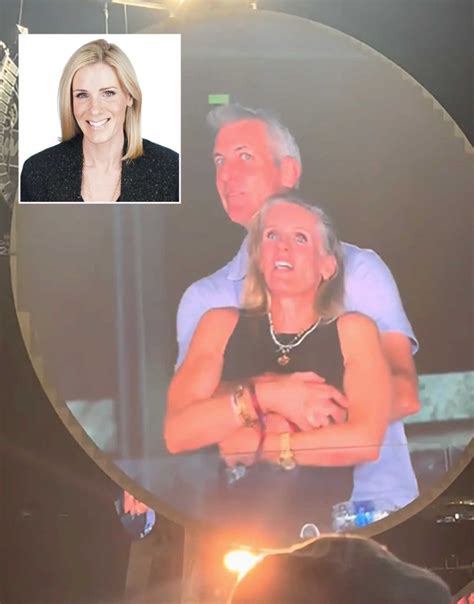 Woman From Viral Coldplay Kiss-Cam Video Files for Divorce | Bedford