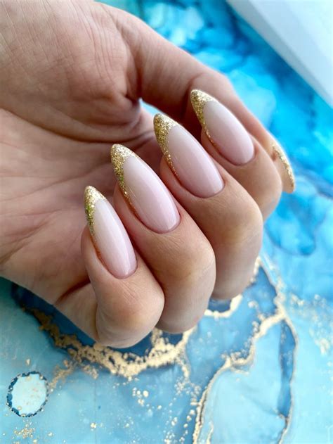 Золотой френч | Nails, Beauty, Painting