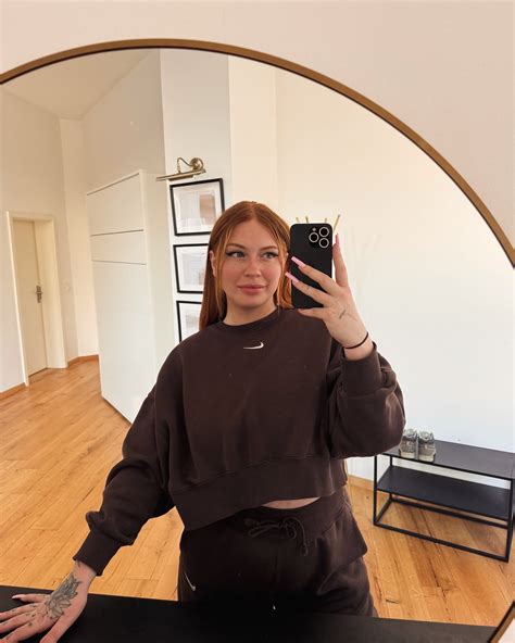 𝓛𝓪𝓾𝓻𝓲𝓮 (@only.laurie) • Instagram photos and videos