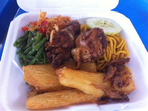 Delicious Surinamese Food