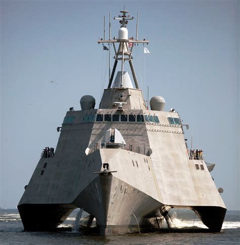 USS Independence LCS 2 | Defence Forum & Military Photos - DefenceTalk