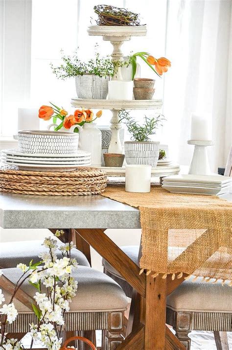 Ideas For Centerpieces For Dining Room Table