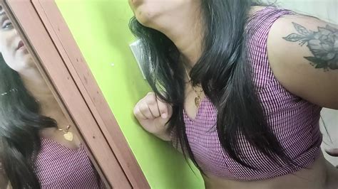 vaishnavy  saree hot navel lick romance  sharun raj mallu