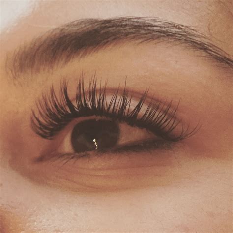 Sandra Karina - Luxury Eyelash Extensions in London