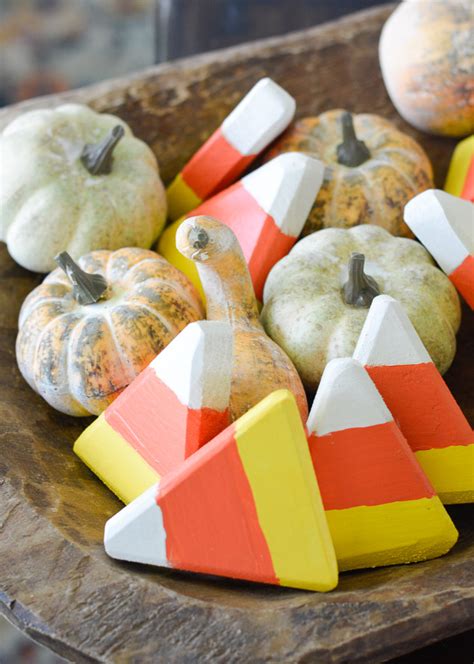 DIY Candy Corn Garland