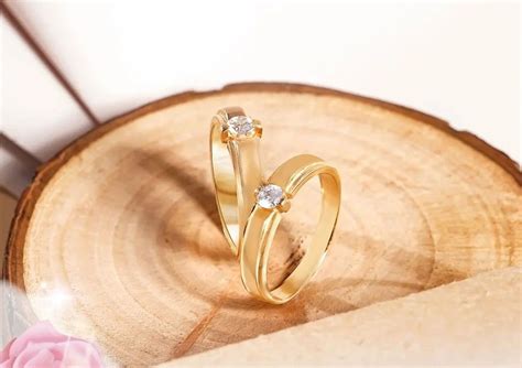 sama sama terbuat  logam emas inilah alasan  harga