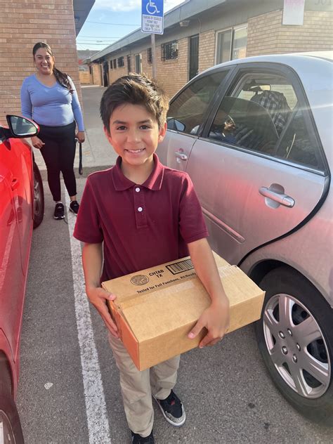 El - "🎉 Huge shoutout to Elijah Rivera, who won the top prize (a laptop