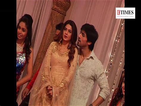 Jennifer Winget, Harshad Chopda and cast celebrate Eid on the sets of ...