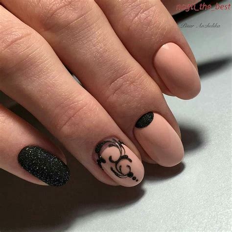 маникюр на короткие ногти бежевый цвет - uniformcustomize