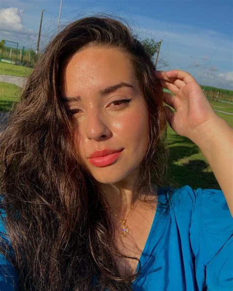 Rebeca Nicolly | 🌸 | Instagram