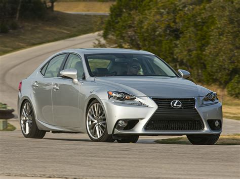 Lexus IS 250 - Information and photos - MOMENTcar
