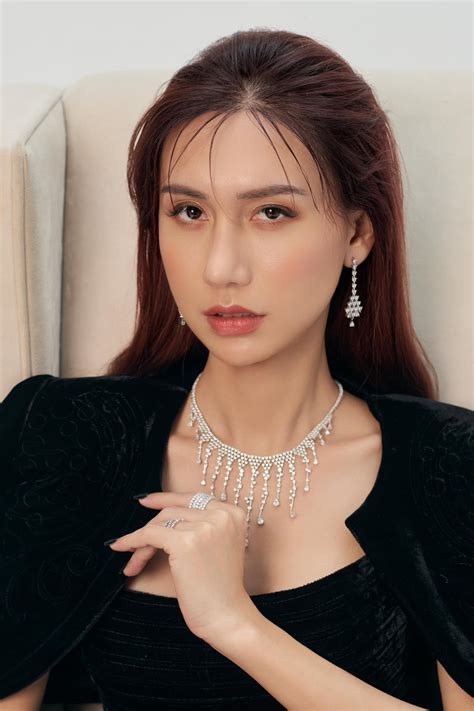 Lynk Lee 'sốc ngang' khi bị đồn sắp lấy chồng - Saostar.vn