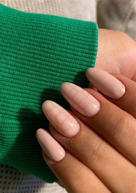 Los 35 mejores diseños de uñas acrílicas