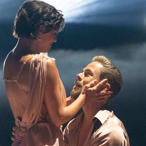 Fans Divided Over Emma Stone's New Look: ‘Unrecognizable!’ - Parade